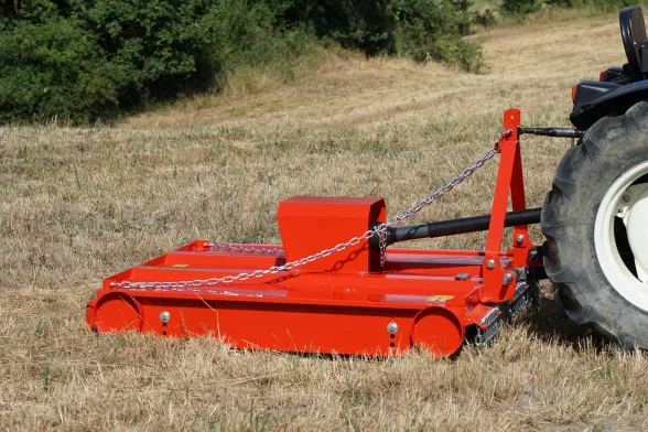 Gyrobroyeur tracteur déportable 110 cm DMK 110 | DEL MORINO - Image n°4
