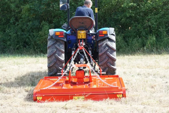 Gyrobroyeur tracteur déportable 110 cm DMK 110 | DEL MORINO - Image n°2